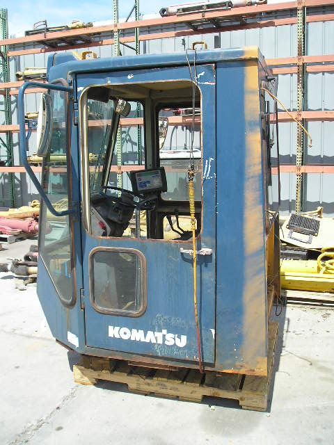WA500-1 Complete Cab Group