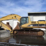 2005 CAT 330CL DKY03982 02